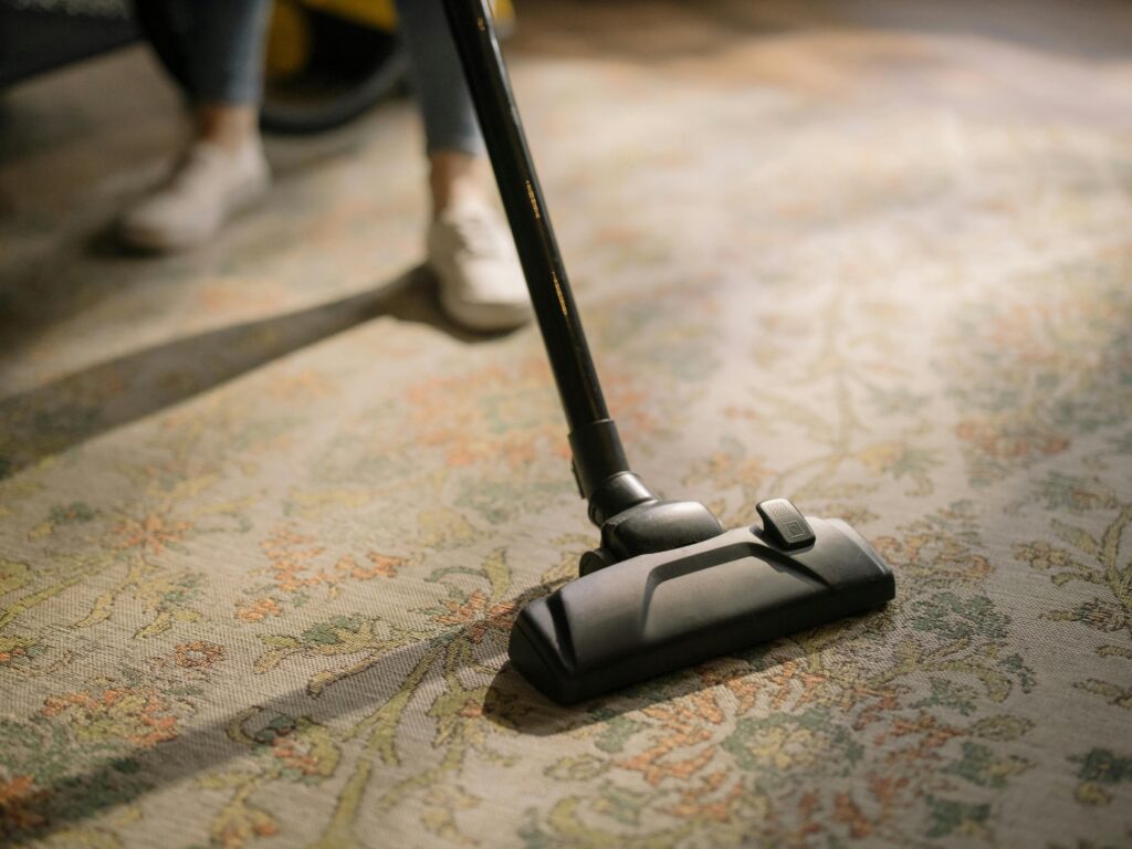 Cleaner in Abu Dhabi